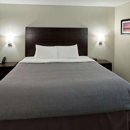 Quality Inn Sulphur Buitenkant foto
