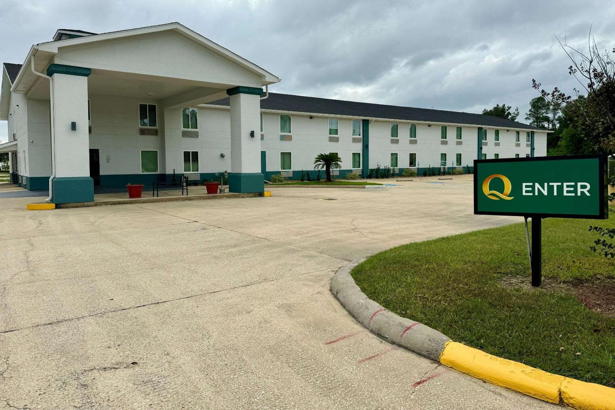 Quality Inn Sulphur Buitenkant foto